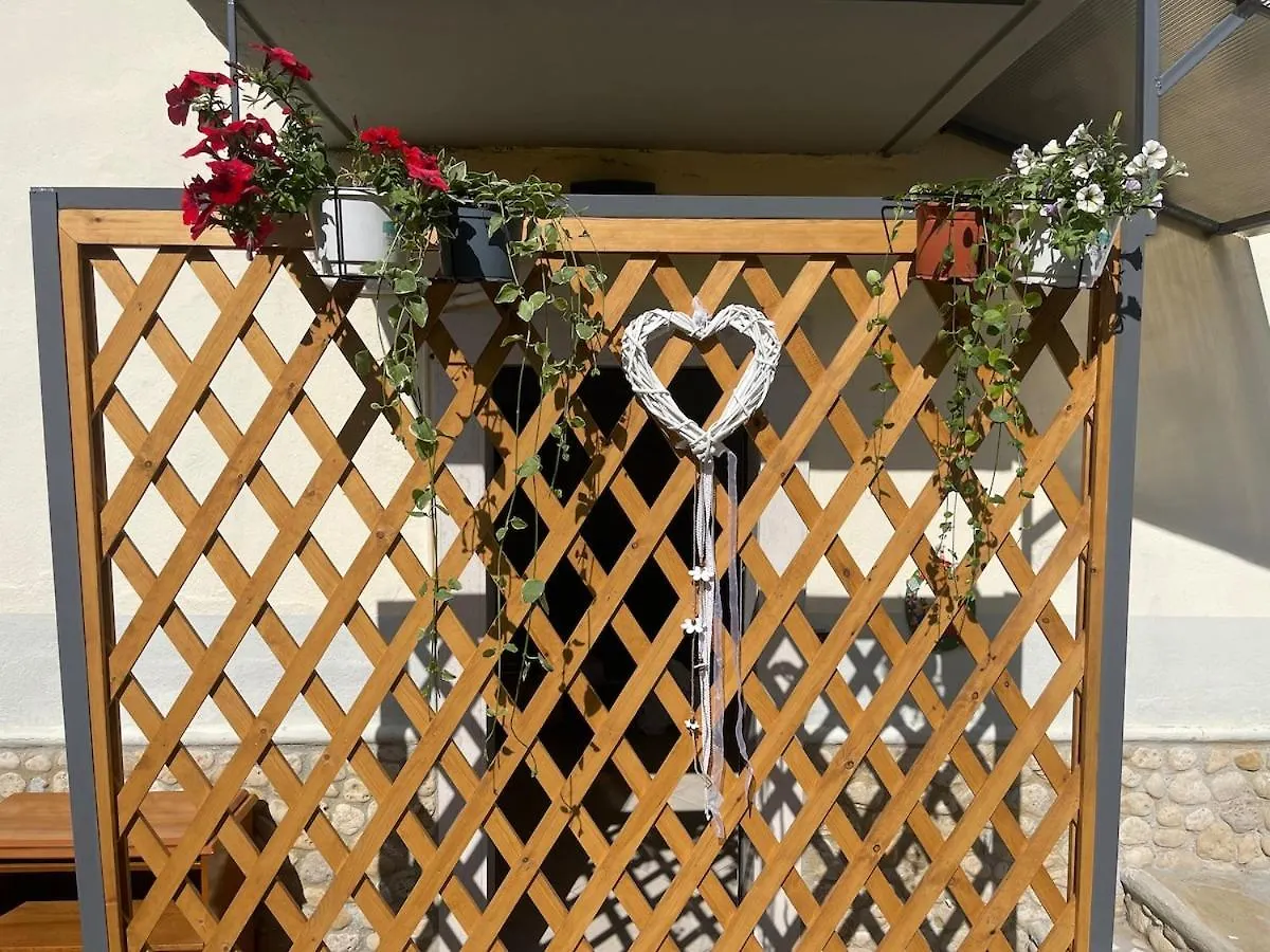 Wonderful Summer House With Garden In Néa Fókaia